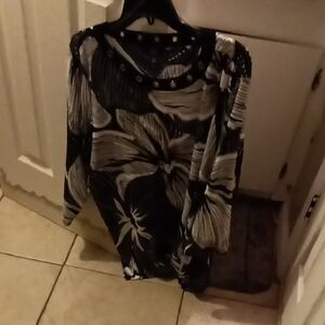 Floral Black and White Women's Top